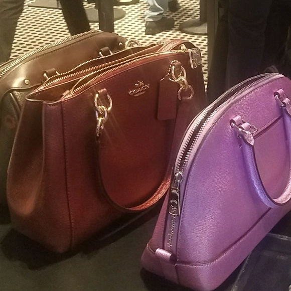 ** SOLD **Coach purse - Picture 2 of 2